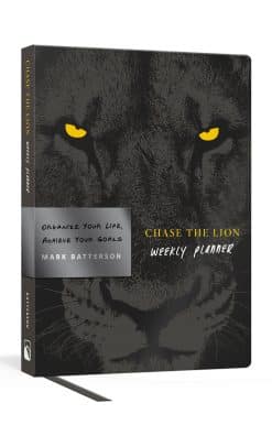 Organize Your Life, Achieve Your Goals: Chase the Lion Weekly Planner