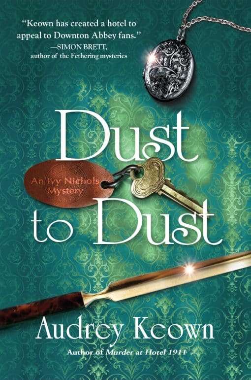 An Ivy Nichols Mystery: Dust to Dust